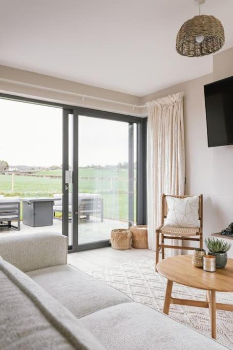 The Byre At Corrstown Village 포트러시 외부 사진