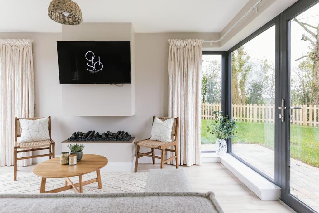 The Byre At Corrstown Village 포트러시 외부 사진
